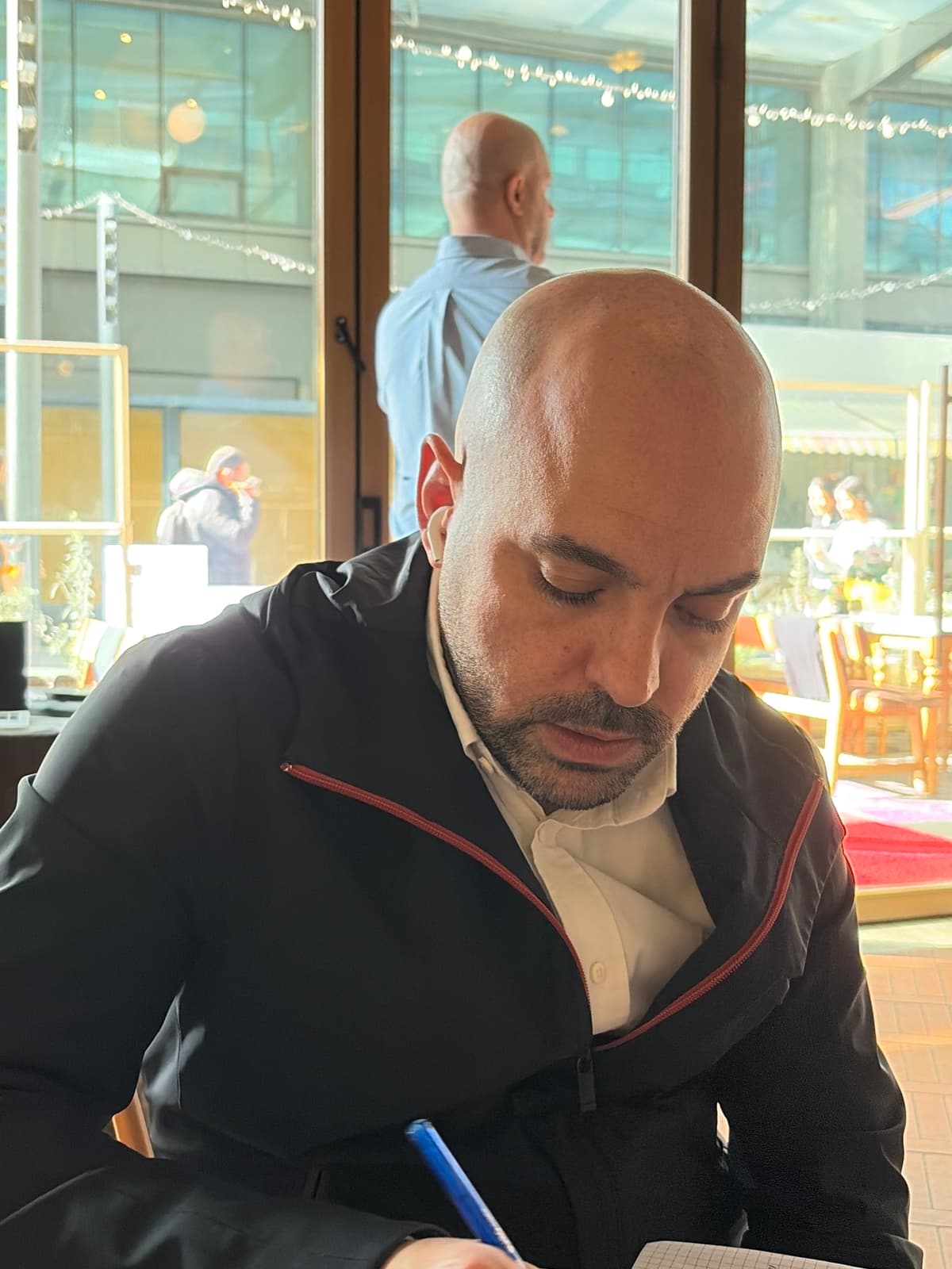 Reşat Alp Başar profil fotoğrafı