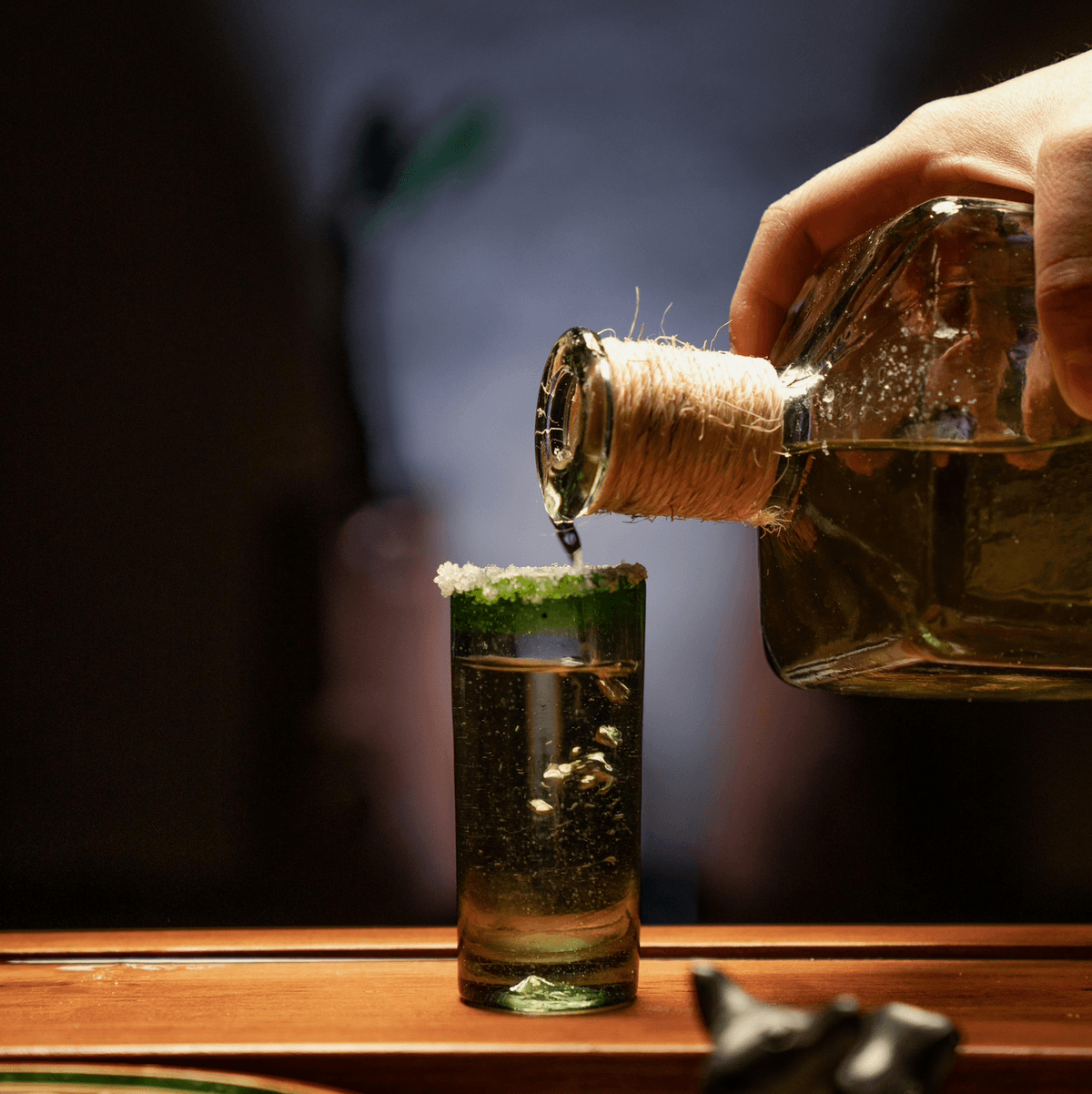 Yiğit Akdemir ile Agave Yolculuğu - Luna Rossa, Konaklar, Akasyalı Sokak, Beşiktaş/İstanbul, Türkiye