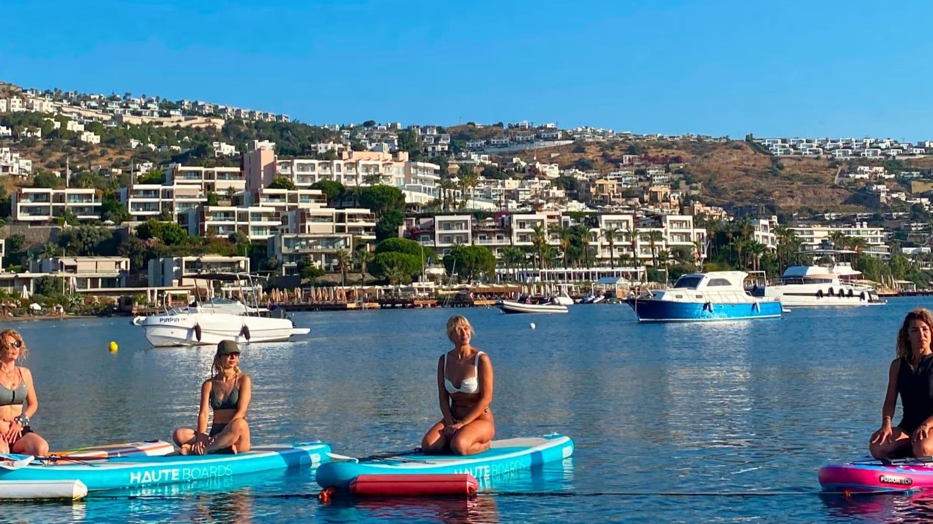 SUP Yoga: Ten Seats Bodrum - Bodrum Windsurf Center, Bitez, Çökertme Caddesi, Bodrum/Muğla, Türkiye