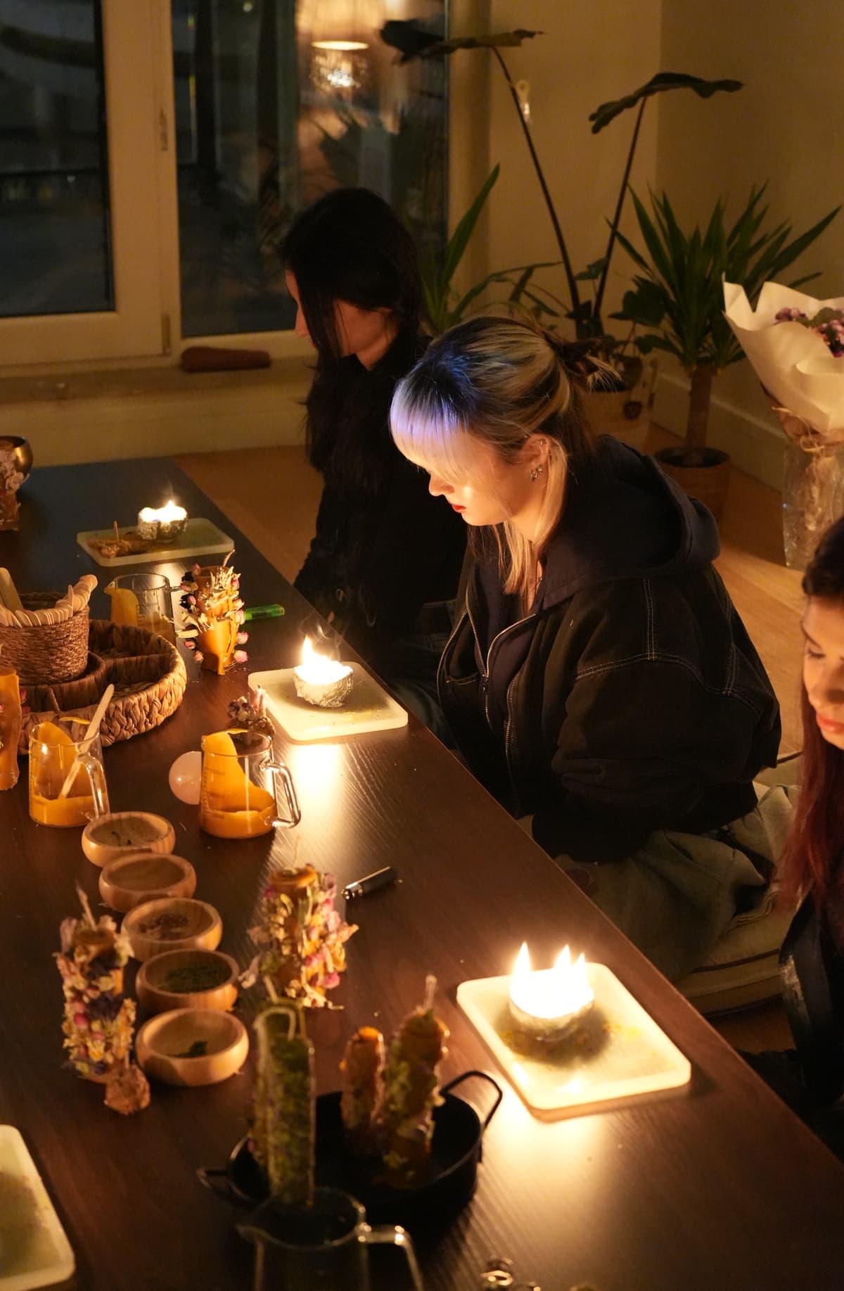 Ankara’da İlahi Dişil Rehberliğinde Beewax&tütsü workshop/ritüel - Sinpaş Altınoran, İlkbahar, Galip Erdem Caddesi, Çankaya/Ankara, Türkiye