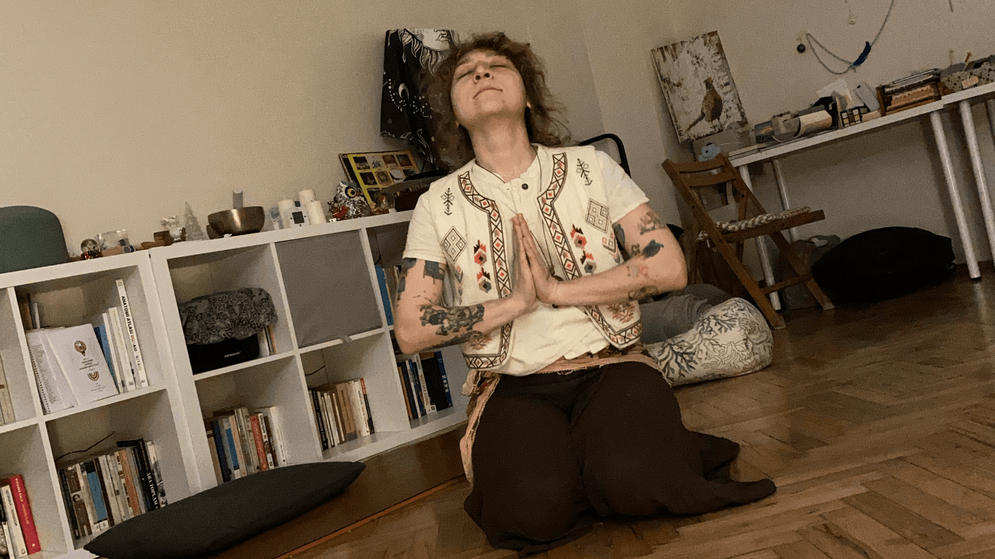 Yin Yoga Pratiği
Online ve Yüz yüze seçenekli
