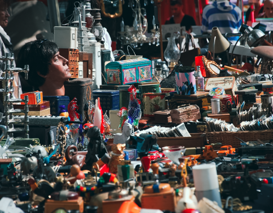 5 Must-Visit Antique Markets in England for Every Treasure Hunter